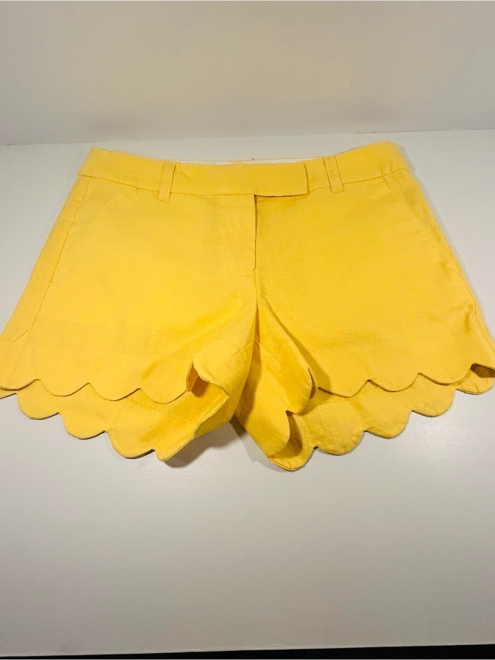 J.Crew Yellow Scallop Hem Linen Cotton Shorts Women’s Size 6 Resort Coastal